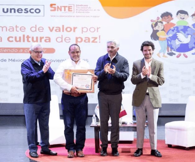 UNESCO reconoce a maestros del SNTE por contribuir a cultura de paz UNESCO reconoce a maestros del SNTE por contribuir a cultura de paz