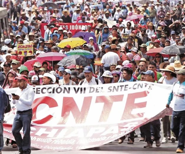 CNTE alista paro nacional de 48 horas en México CNTE alista paro nacional de 48 horas en México