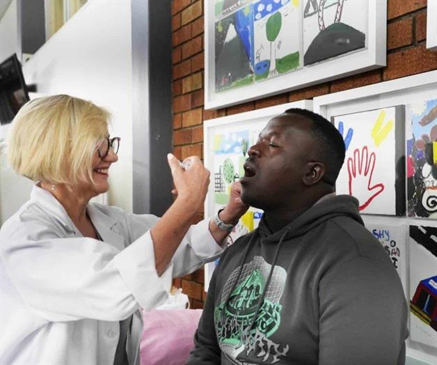 Sudáfrica inicia ensayos clínicos de vacuna contra el cólera Sudáfrica inicia ensayos clínicos de vacuna contra el cólera