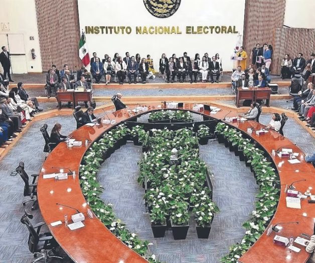 Implementar el voto por internet aún no es viable, señala el INE Implementar el voto por internet aún no es viable, señala el INE