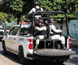 Aseguran en D&iacute;az Ordaz tres veh&iacute;culos con blindaje artesanal