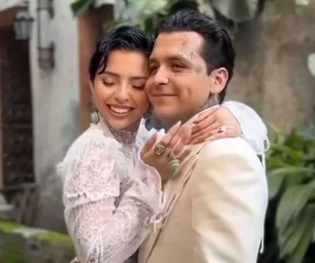 Da detalles de su boda religiosa Da detalles de su boda religiosa