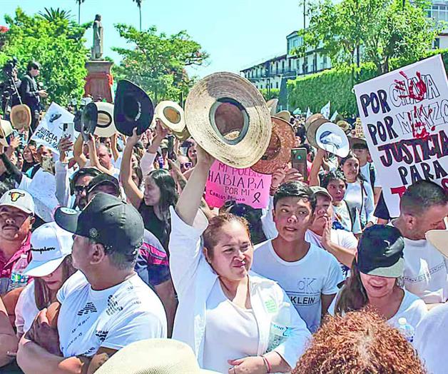 Cancelan desfile de la Revolución en Uruapan Cancelan desfile de la Revolución en Uruapan
