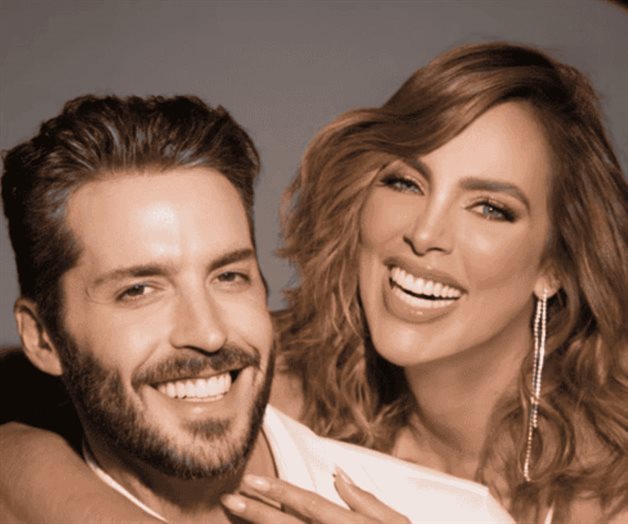 Anuncia su embarazo Anuncia su embarazo