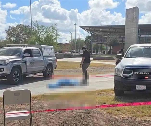 Hombre de la tercera edad muere mientras caminaba por mercado Catarino Garza Hombre de la tercera edad muere mientras caminaba por mercado Catarino Garza