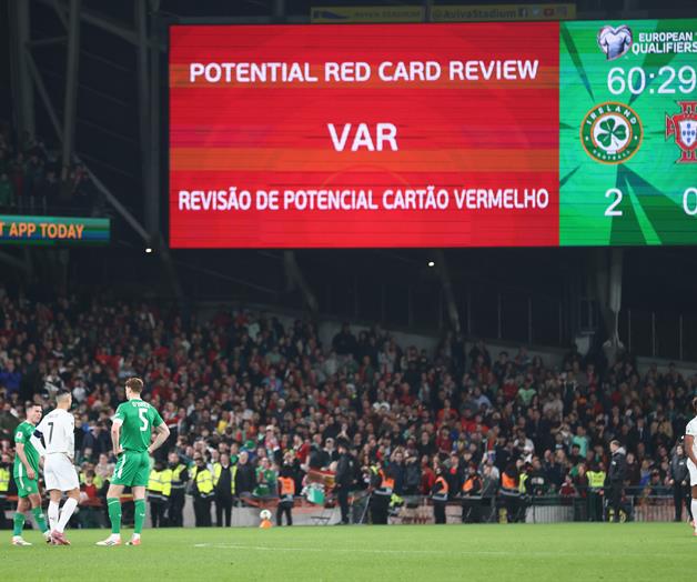 Roja a CR7, Portugal aún no está en la ´fiesta´ Roja a CR7, Portugal aún no está en la ´fiesta´