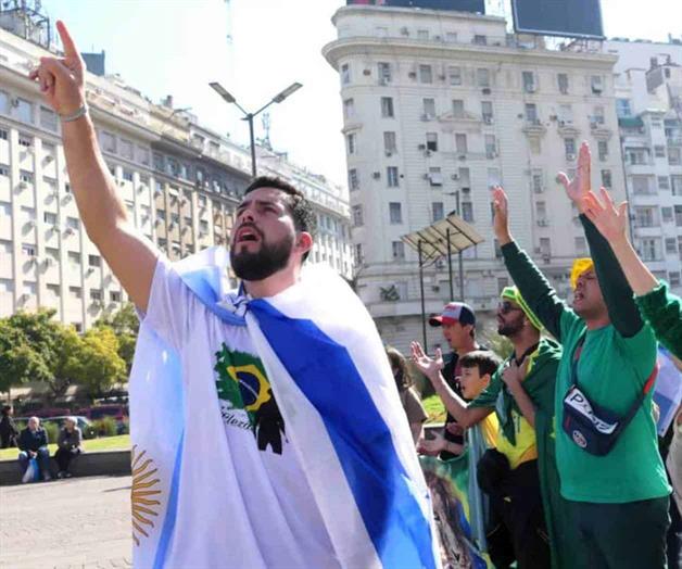 Ultraderecha internacional en México Ultraderecha internacional en México