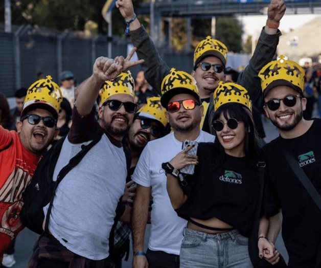 Bandas icónicas marcan el tercer día del festival Corona Capital Bandas icónicas marcan el tercer día del festival Corona Capital