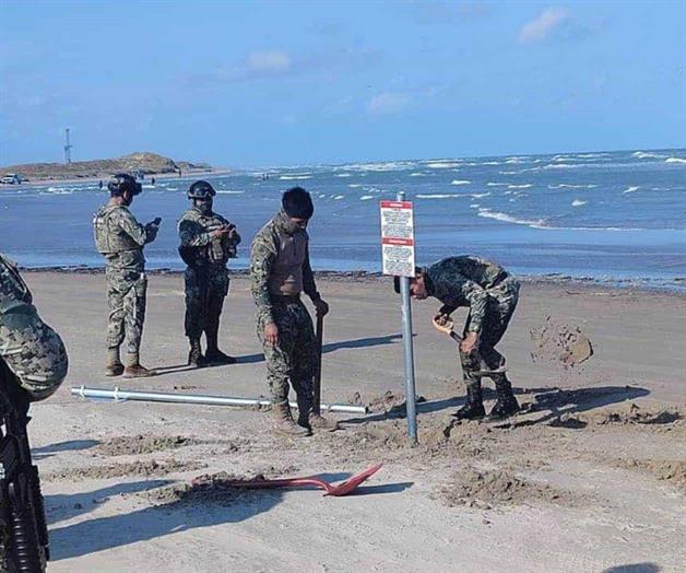 Invaden americanos playa en Matamoros