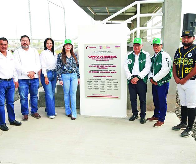 Renuevan campo de beisbol en NLD Renuevan campo de beisbol en NLD