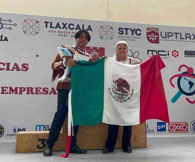 Joven del CETis triunfa en  olimpiada latinoamericana