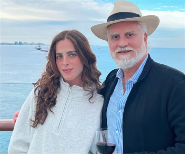 Padre de Miss Universo fue inhabilitado por presunto enriquecimiento Padre de Miss Universo fue inhabilitado por presunto enriquecimiento