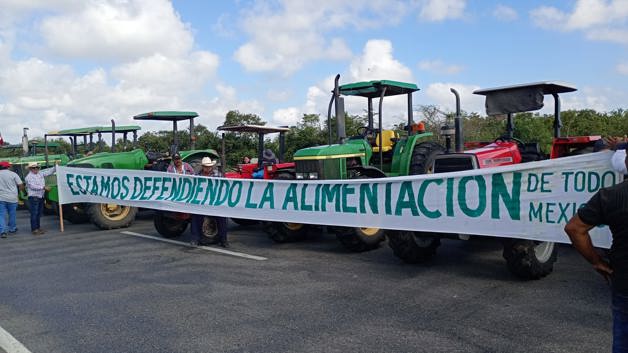 Productores del sur de Tamaulipas protestan en el Puente de la Esperanza Productores del sur de Tamaulipas protestan en el Puente de la Esperanza