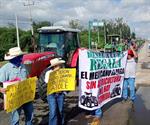 Productores del sur de Tamaulipas protestan en el Puente de la Esperanza