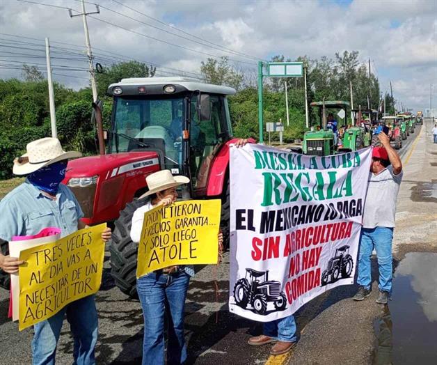 Productores del sur de Tamaulipas protestan en el Puente de la Esperanza Productores del sur de Tamaulipas protestan en el Puente de la Esperanza