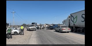Bloqueo en carretera Victoria-Matamoros Bloqueo en carretera Victoria-Matamoros