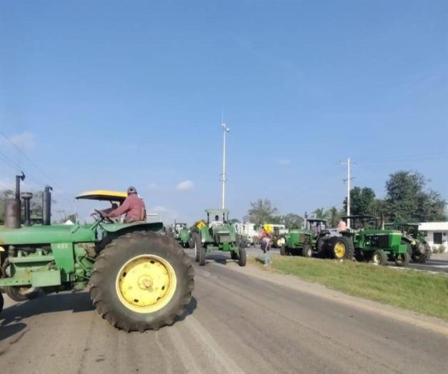 Segundo día de bloqueos en carreteras de Tamaulipas; éstas son las zonas afectadas Segundo día de bloqueos en carreteras de Tamaulipas; éstas son las zonas afectadas