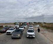 Productores del Valle de San Fernando, bloquean por cuarto día consecutivo la carretera federal Victoria-Matamoros
