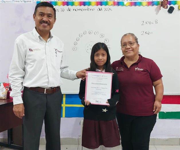 Participará Ximenna en nacional de dibujo Participará Ximenna en nacional de dibujo