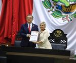 Cecilia Imelda Lugo Cruz recibe la Medalla al Mérito en Tamaulipas