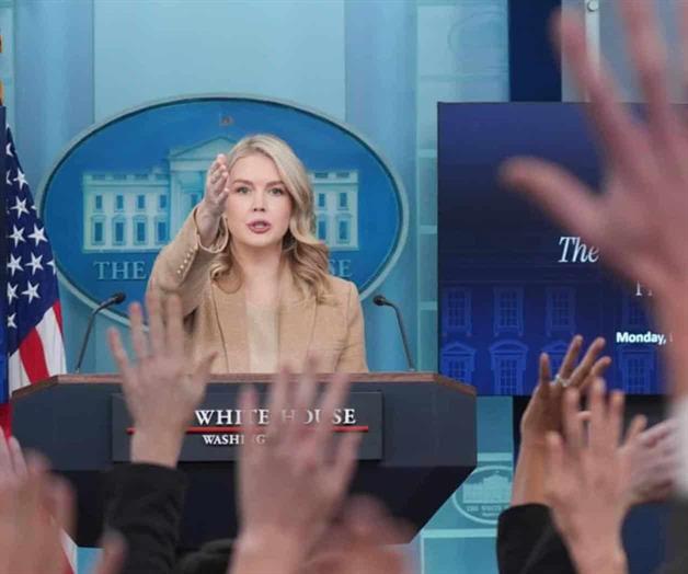 Casa Blanca dice que almirante ordenó 2do ataque contra lancha que supuestamente llevaba drogas Casa Blanca dice que almirante ordenó 2do ataque contra lancha que supuestamente llevaba drogas