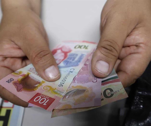 Ya esperan el aguinaldo Ya esperan el aguinaldo