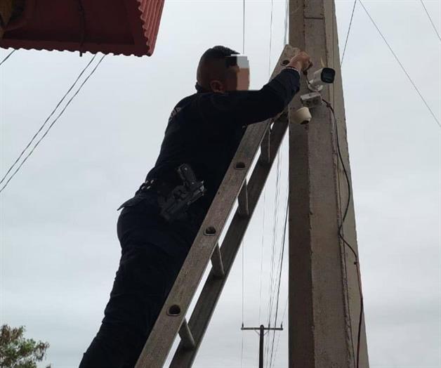 Guardia Estatal retira cámaras de videovigilancia en Matamoros Guardia Estatal retira cámaras de videovigilancia en Matamoros
