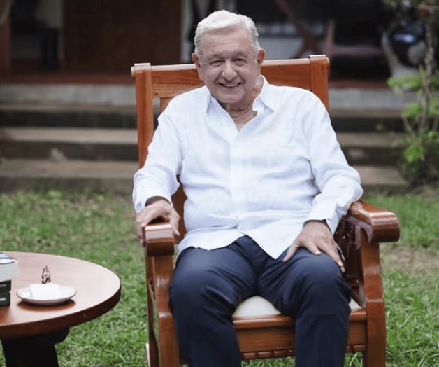 AMLO va por erradicar colonización mental con su nuevo libro AMLO va por erradicar colonización mental con su nuevo libro