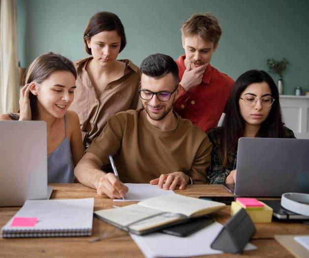 SEP creará 15 carreras de desarrollo tecnológico para bachillerato SEP creará 15 carreras de desarrollo tecnológico para bachillerato