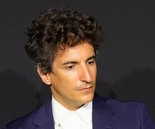 Grupo Prada anuncia la compra de Versace Grupo Prada anuncia la compra de Versace