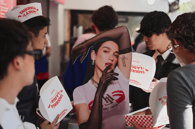 Dua Lipa invita a comer tacos Dua Lipa invita a comer tacos