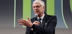 Arsene Wegner ve una barrera mental en la Selección Mexicana Arsene Wegner ve una barrera mental en la Selección Mexicana