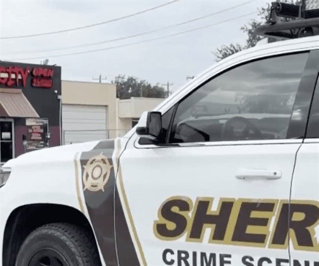 Intento de asalto a tienda de vapeo en Weslaco acaba en enfrentamiento