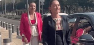 Sheinbaum llega a reunión con el Consejo Mexicano de Negocios Sheinbaum llega a reunión con el Consejo Mexicano de Negocios