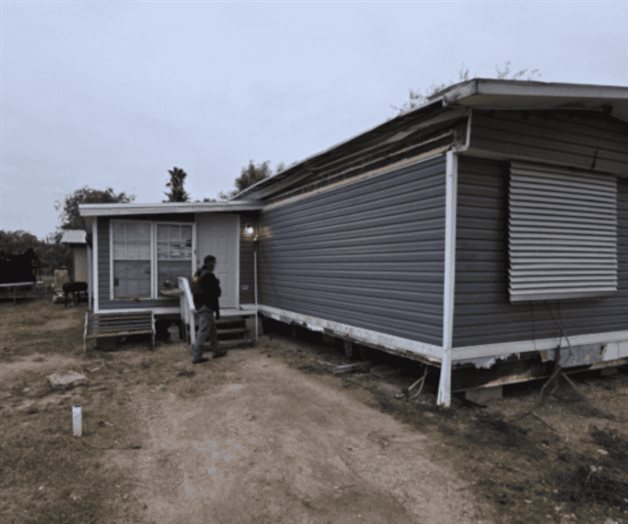 Encuentran a 43 inmigrantes ilegales en una casa de seguridad