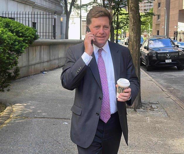 Exagente de la DEA es acusado por presunto acuerdo para lavar millones de dólares del narcotráfico