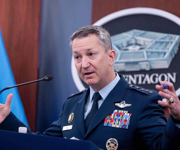 Ejército de EEUU ataca otro bote que supuestamente llevaba drogas; Congreso investiga 1er ataque Ejército de EEUU ataca otro bote que supuestamente llevaba drogas; Congreso investiga 1er ataque