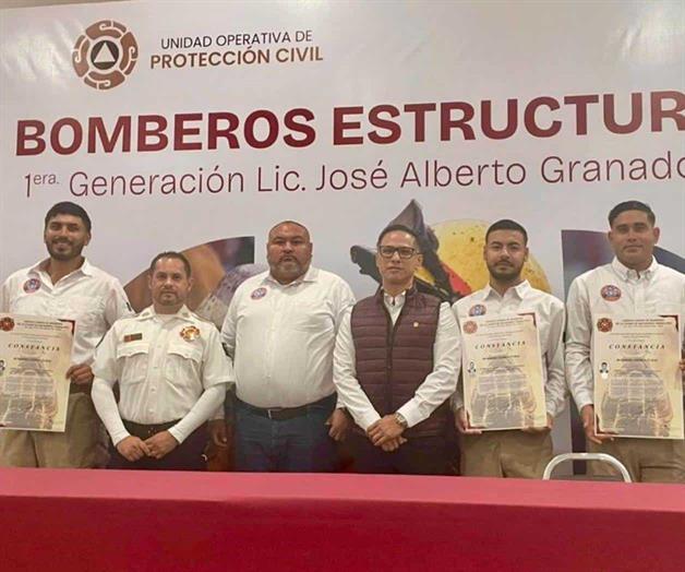 Concluyen curso de  Bombero Estructural