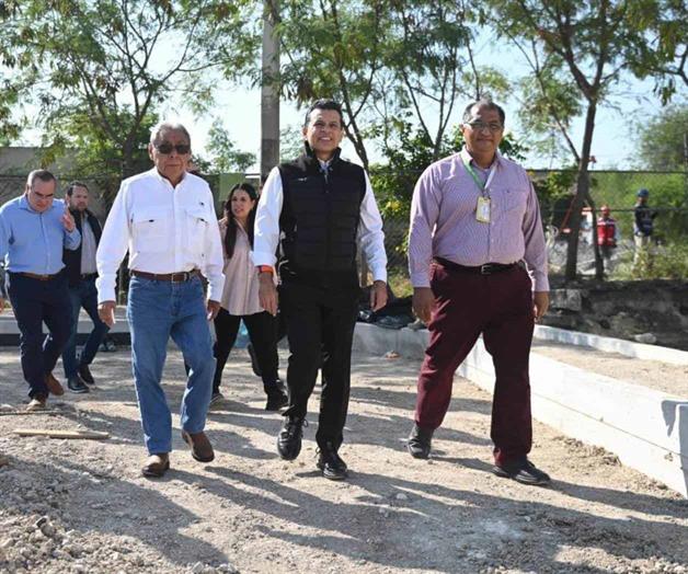 Supervisa alcalde  remodelación de la central de autobuses