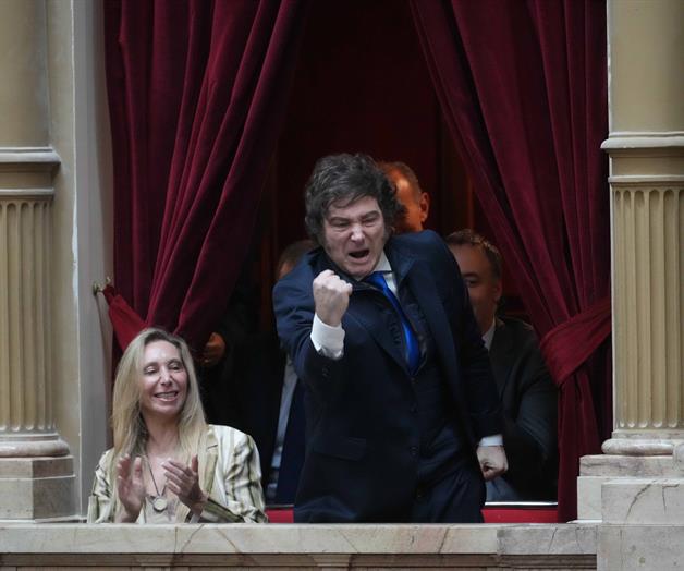 Argentina vuelve al mercado de capitales Argentina vuelve al mercado de capitales