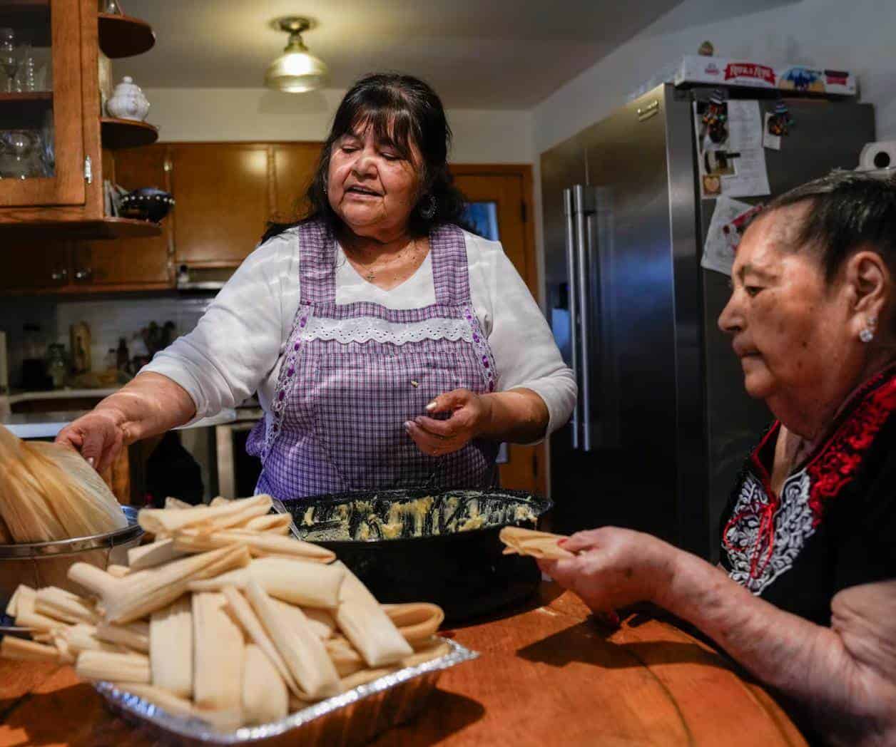 Así sobreviven inmigrantes que nadie contrata