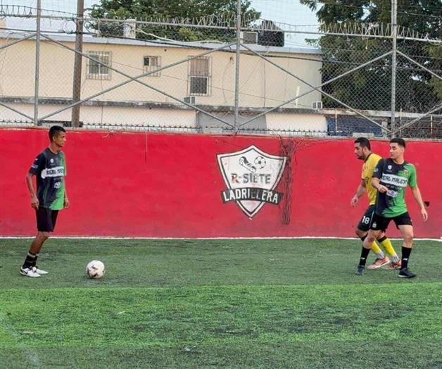 Enríquez FC, con paso de campeón Enríquez FC, con paso de campeón