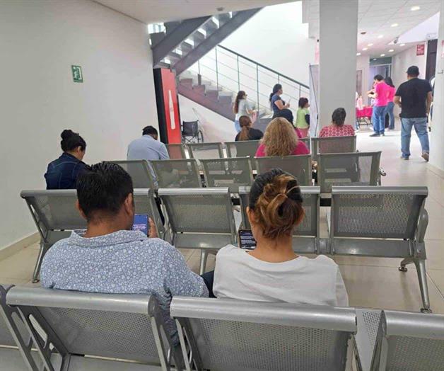 Mantienen servicios pese  al cierre de las direcciones