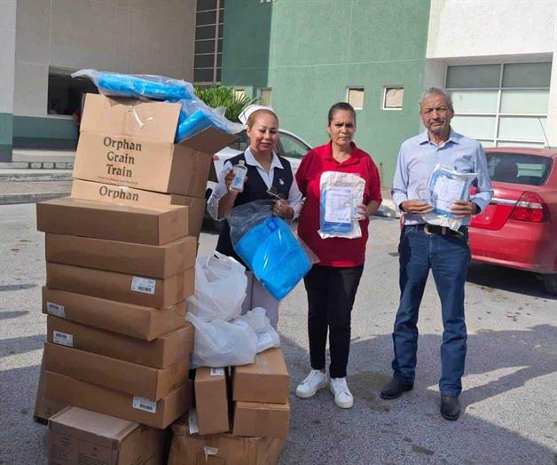Entregan material sanitario a hospital
