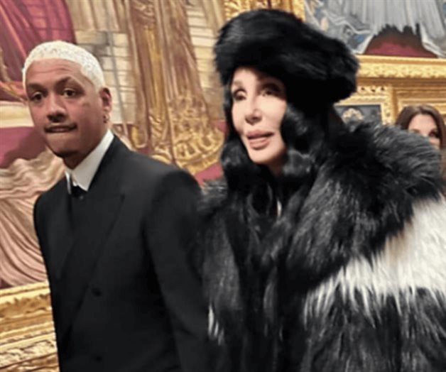 Cher alista boda con su novio 40 años menor que ella