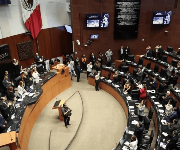 Senado aprueba reforma que permite al SAT impugnar decisiones