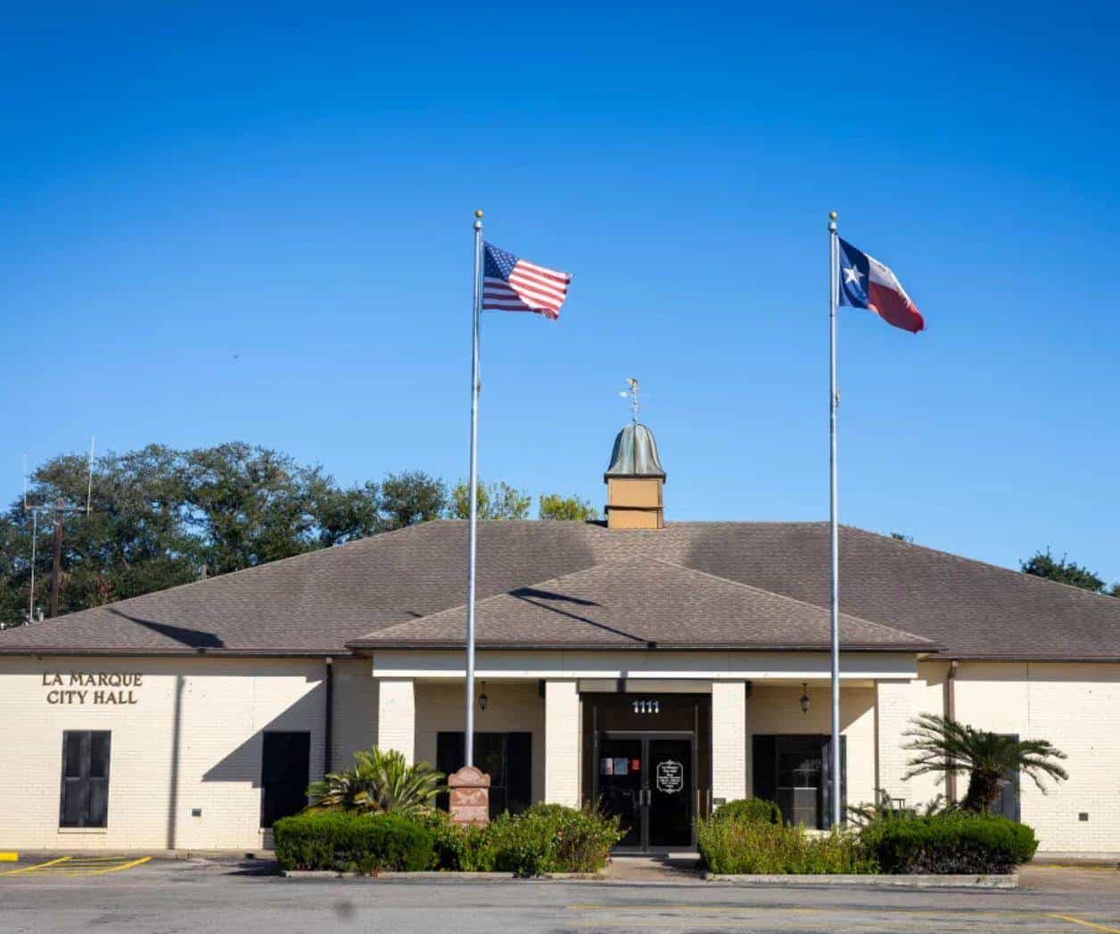 Investigan las finanzas de ciudades en Texas