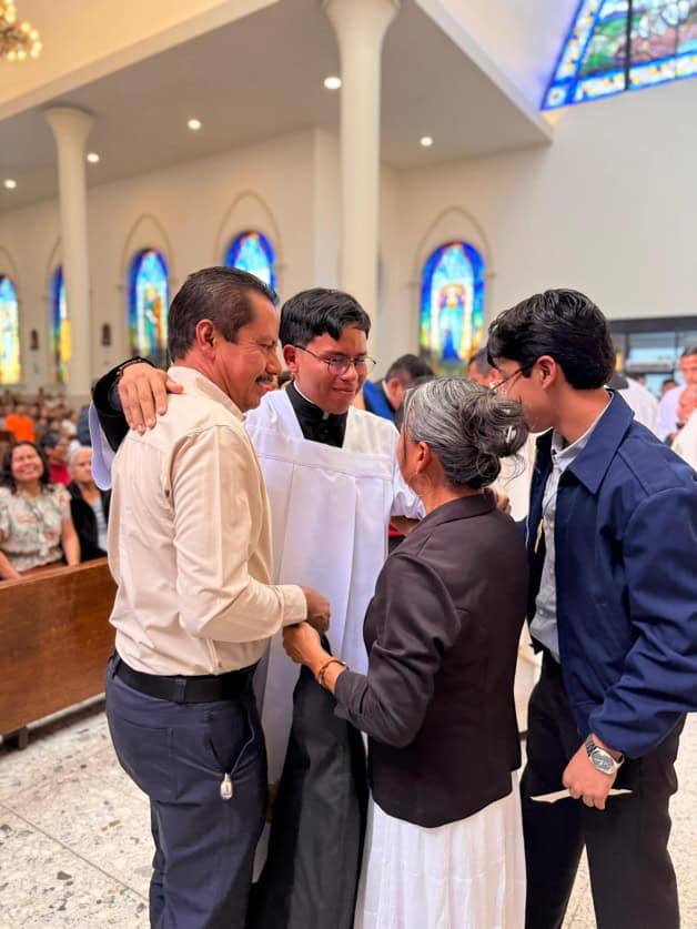 Asumen su compromiso los nuevos seminaristas