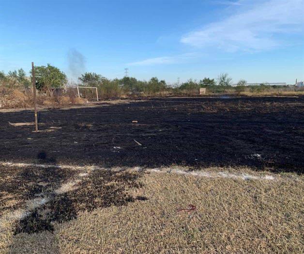 Queman canchas de fútbol Queman canchas de fútbol