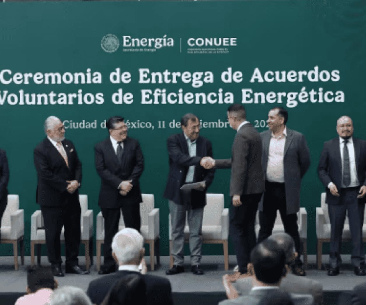 México busca alianza con 200 empresas: Sener